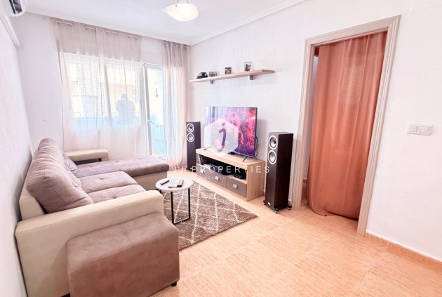 Appartement - D'occasion - Torrevieja -
                Centro - Muelle Pesquero