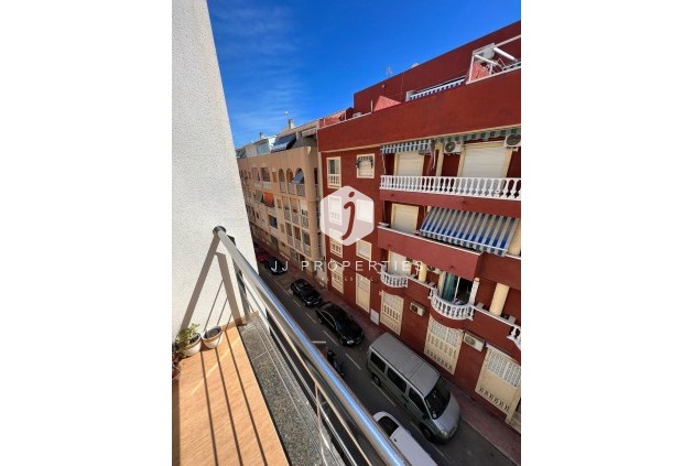 Appartement - D'occasion - Torrevieja -
                Centro