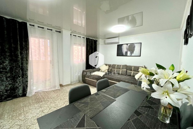 Appartement - D'occasion - Torrevieja -
                Costa Blanca