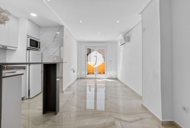 Appartement - D'occasion - Torrevieja -
                Costa Blanca