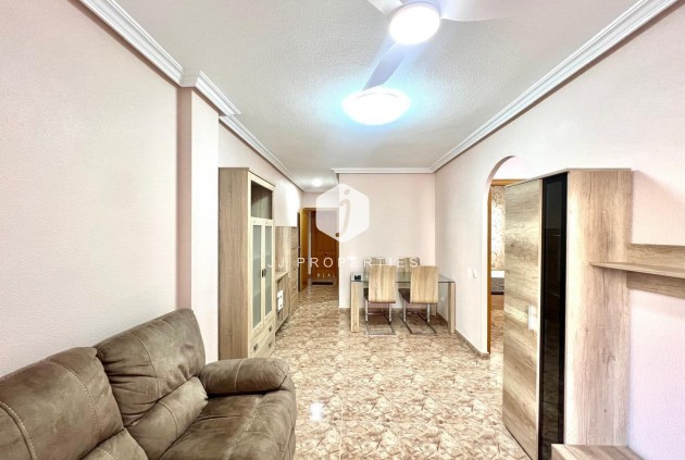 Appartement - D'occasion - Torrevieja -
                Estacion de autobuses