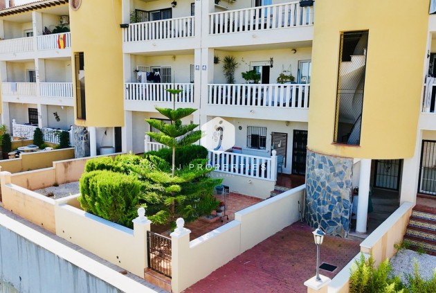 Appartement / flat - Tweedehands - Cabo Roig -
                Costa Blanca