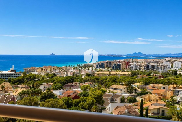 Appartement / flat - Tweedehands - Orihuela Costa -
                Campoamor