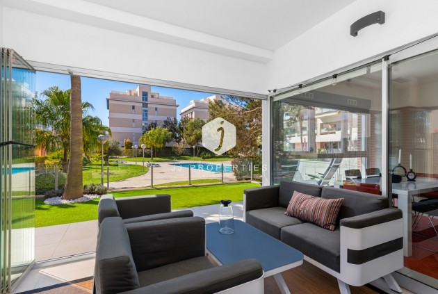 Appartement / flat - Tweedehands - Orihuela Costa -
                Costa Blanca