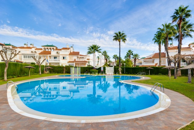 Appartement / flat - Tweedehands - Orihuela Costa -
                Costa Blanca