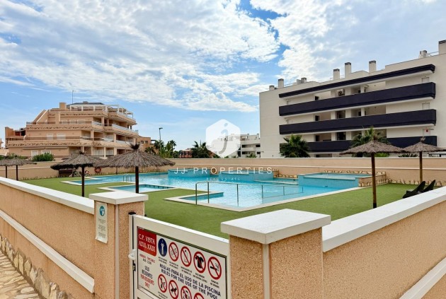 Appartement / flat - Tweedehands - Orihuela Costa -
                Villamartín-las Filipinas