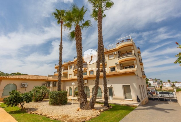 Appartement / flat - Tweedehands - Orihuela Costa -
                Villamartín