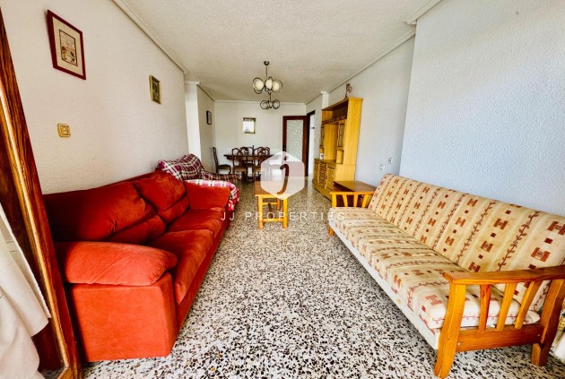 Appartement / flat - Tweedehands - Torrevieja -
                Acequion
