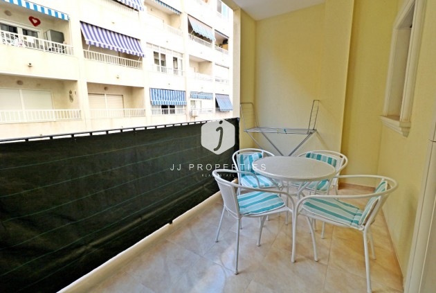 Appartement / flat - Tweedehands - Torrevieja -
                Acequion