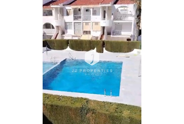 Appartement / flat - Tweedehands - Torrevieja -
                Cabo cervera