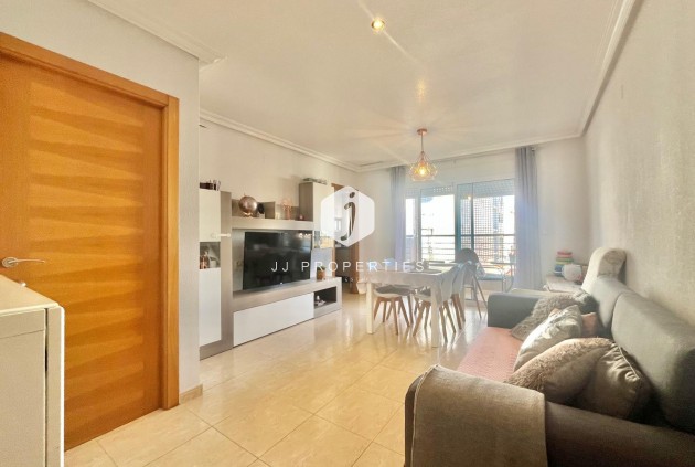 Appartement / flat - Tweedehands - Torrevieja -
                Centro