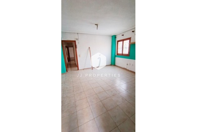 Appartement / flat - Tweedehands - Torrevieja -
                Centro