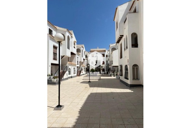 Appartement / flat - Tweedehands - Torrevieja -
                Costa Blanca