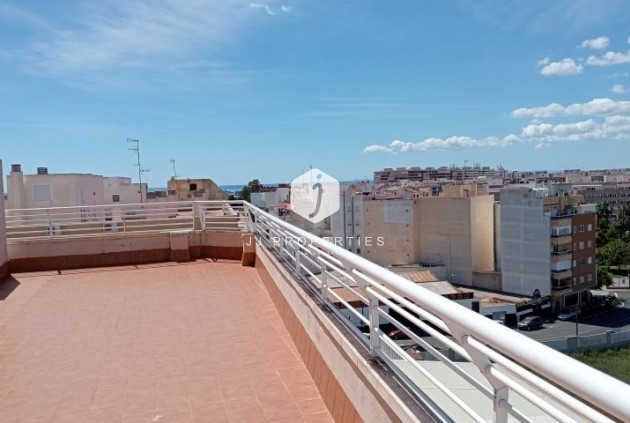 Appartement / flat - Tweedehands - Torrevieja -
                Costa Blanca