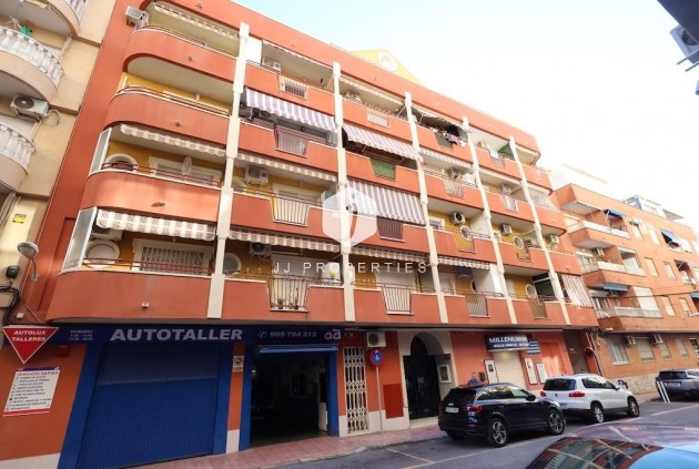Appartement / flat - Tweedehands - Torrevieja -
                Costa Blanca