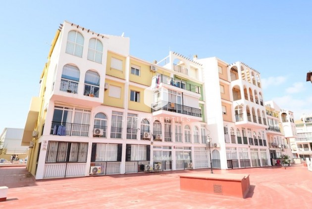 Appartement / flat - Tweedehands - Torrevieja -
                Costa Blanca