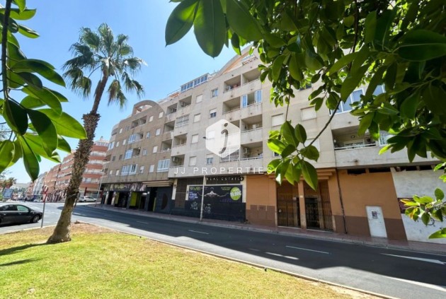 Appartement / flat - Tweedehands - Torrevieja -
                Costa Blanca
