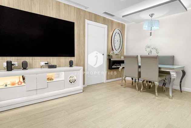 Appartement / flat - Tweedehands - Torrevieja -
                Costa Blanca