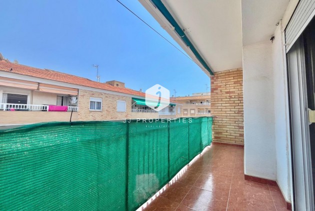 Appartement / flat - Tweedehands - Torrevieja -
                Estacion de autobuses