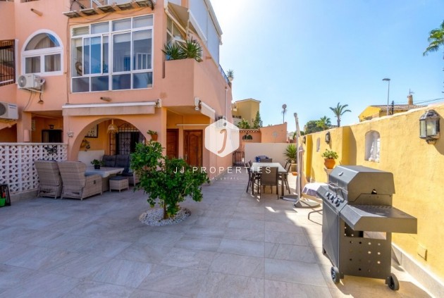 Appartement / flat - Tweedehands - Torrevieja -
                La Rosaleda