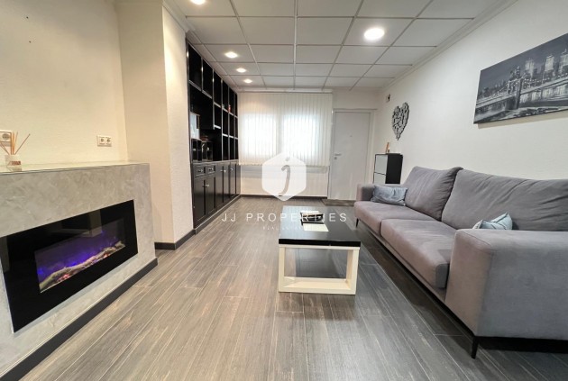 Appartement / flat - Tweedehands - Torrevieja -
                Playa del Cura