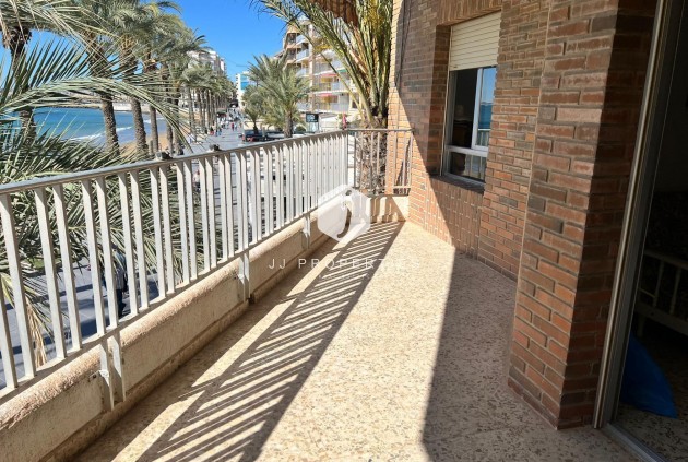 Appartement / flat - Tweedehands - Torrevieja -
                Playa del Cura