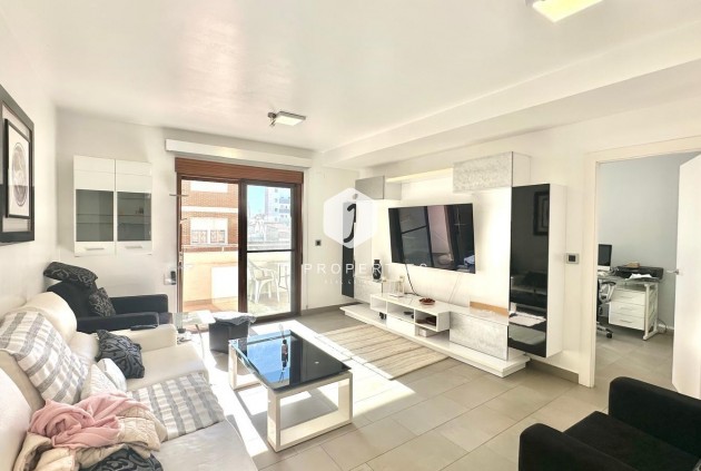 Appartement / flat - Tweedehands - Torrevieja -
                Torrevieja