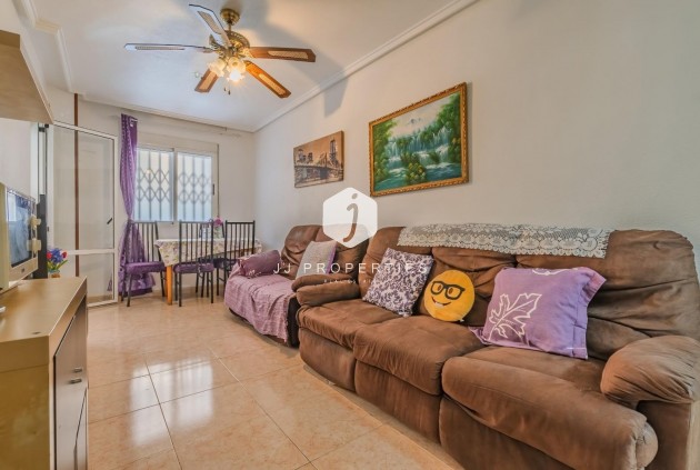 Appartement / flat - Tweedehands - Torrevieja -
                Torrevieja