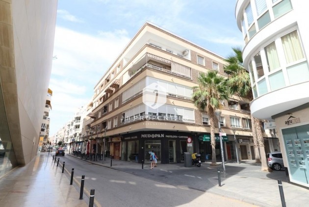 Ático - Segunda mano - Torrevieja -
                Costa Blanca