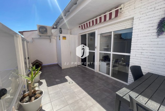 Attique - D'occasion - Torrevieja -
                Costa Blanca