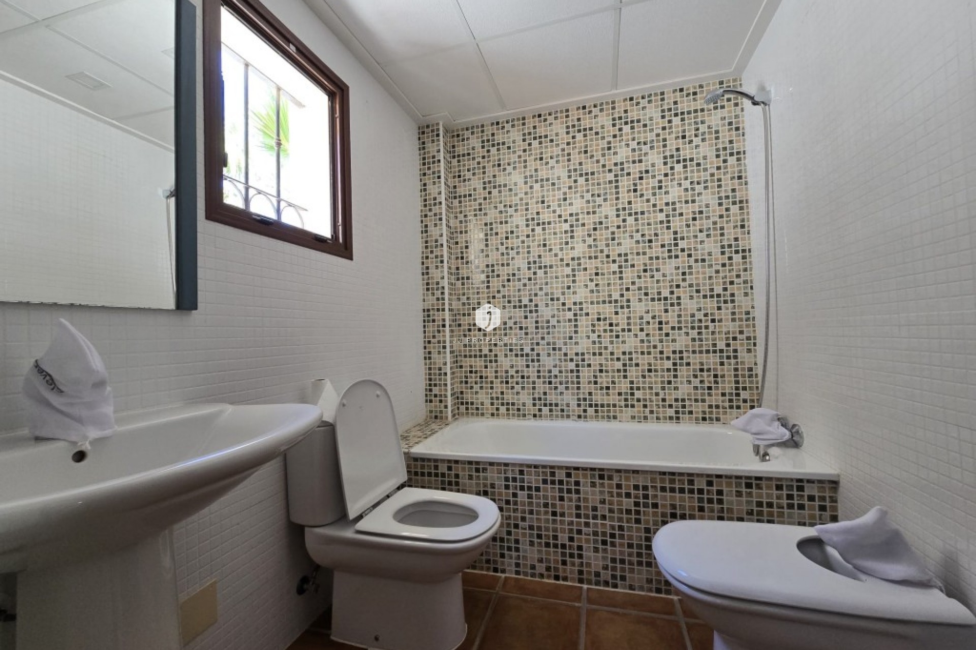 Aus zweiter Hand - Bungalow -
Algorfa - Inland