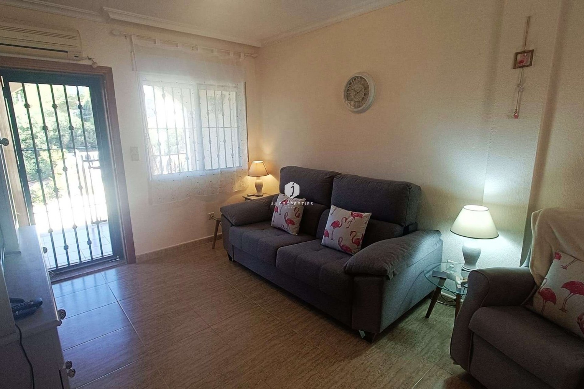 Aus zweiter Hand - Bungalow -
Algorfa - Inland