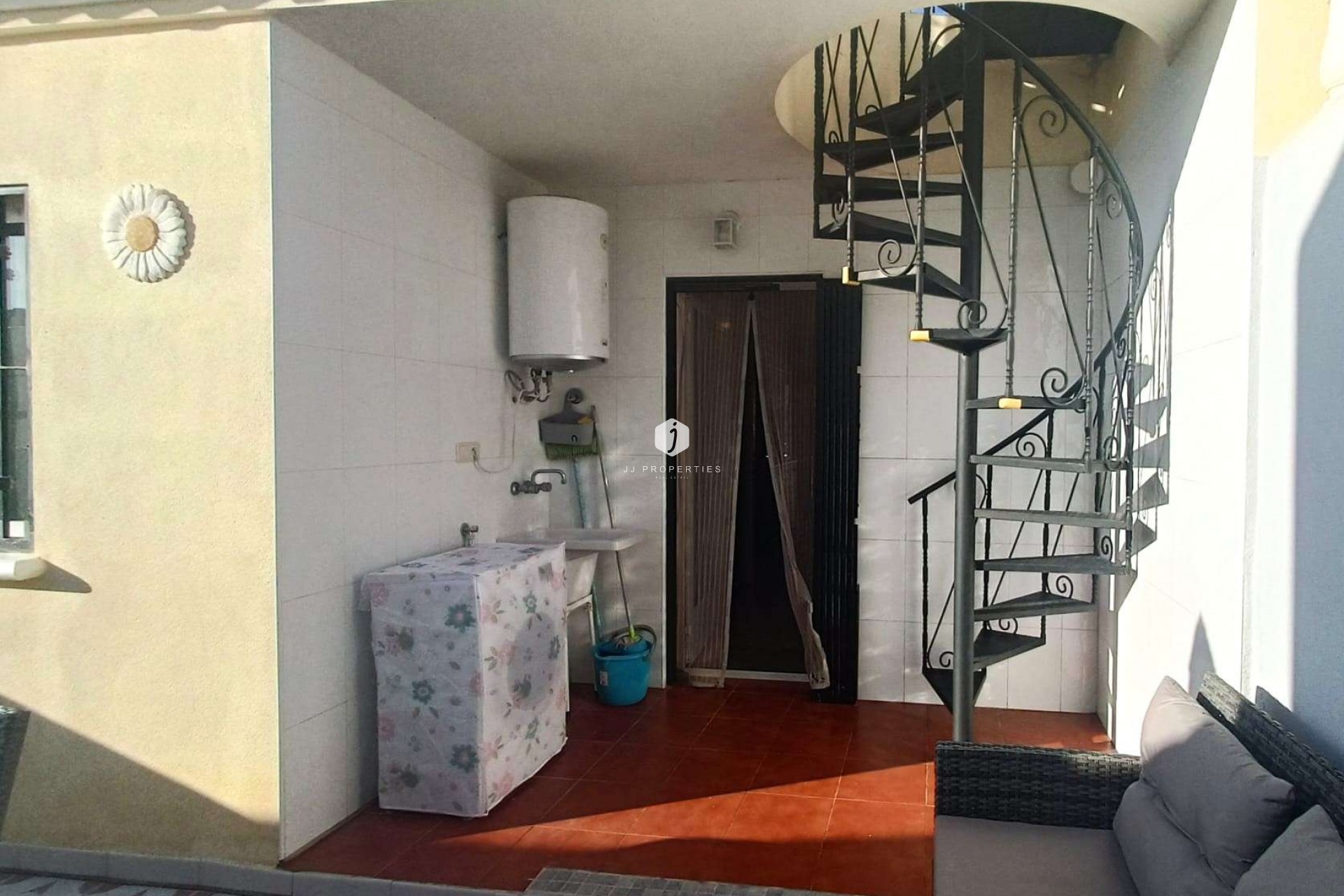 Aus zweiter Hand - Bungalow -
Algorfa - Inland