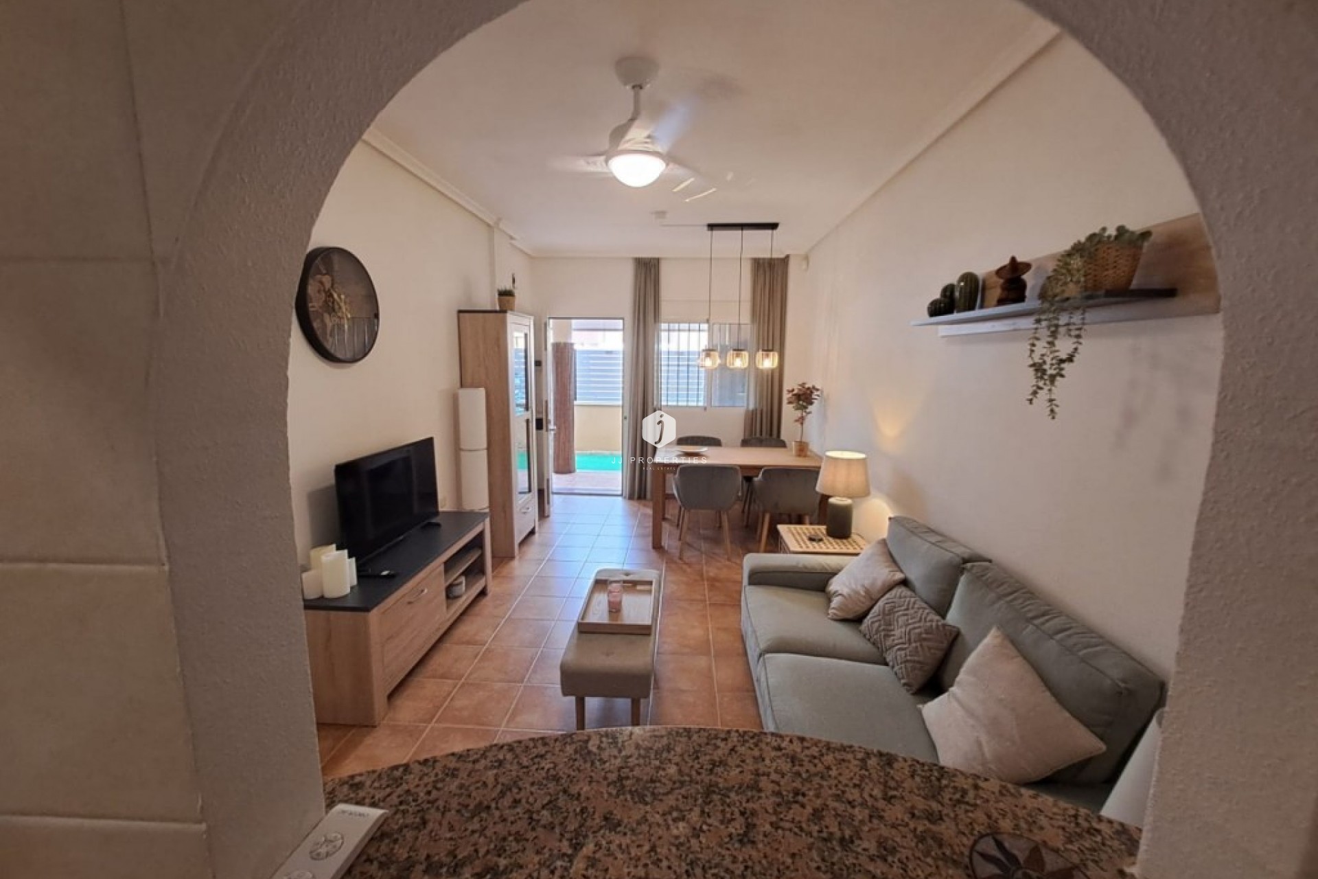 Aus zweiter Hand - Bungalow -
Benejúzar - Inland