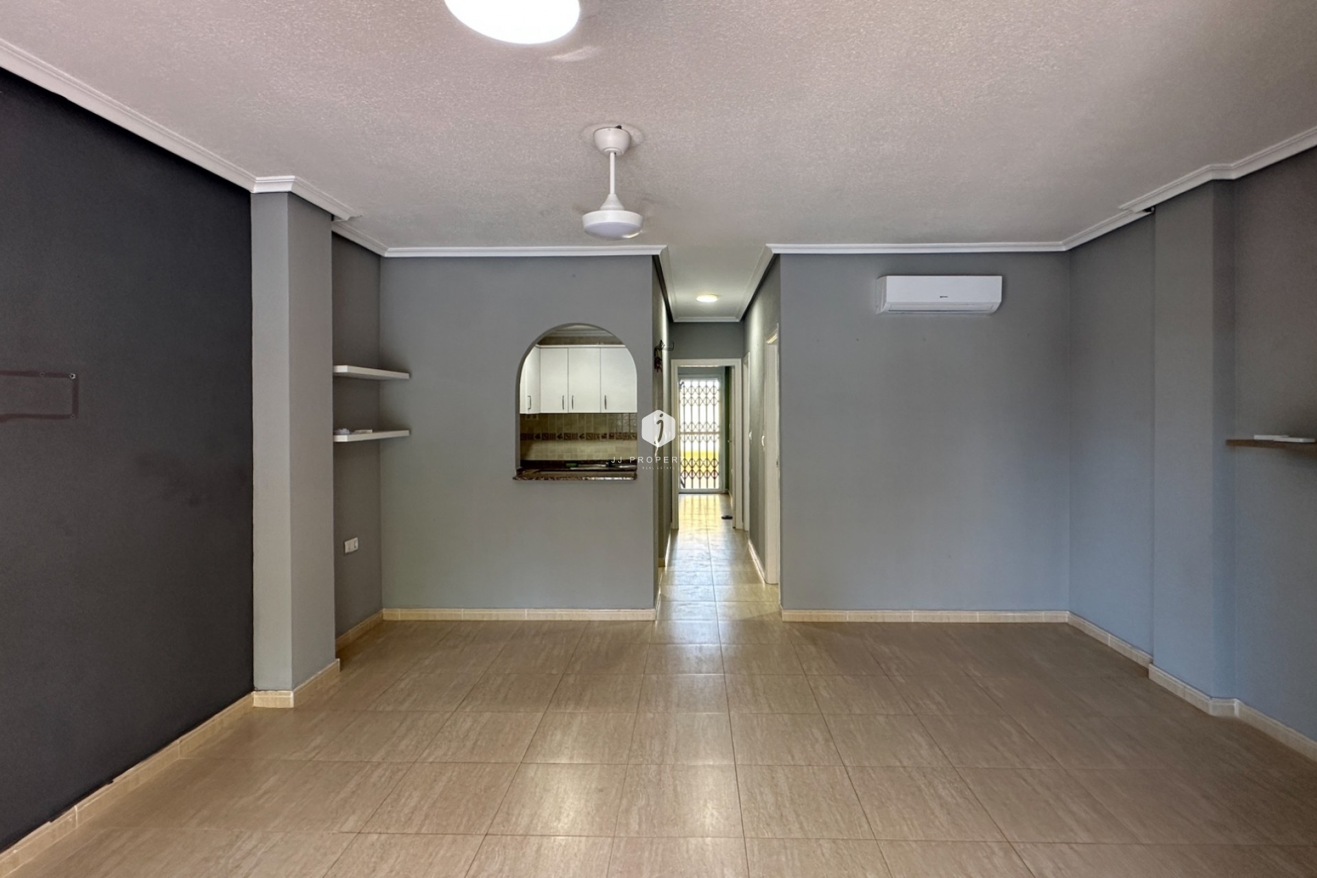 Aus zweiter Hand - Bungalow -
Daya Nueva - Costa Blanca