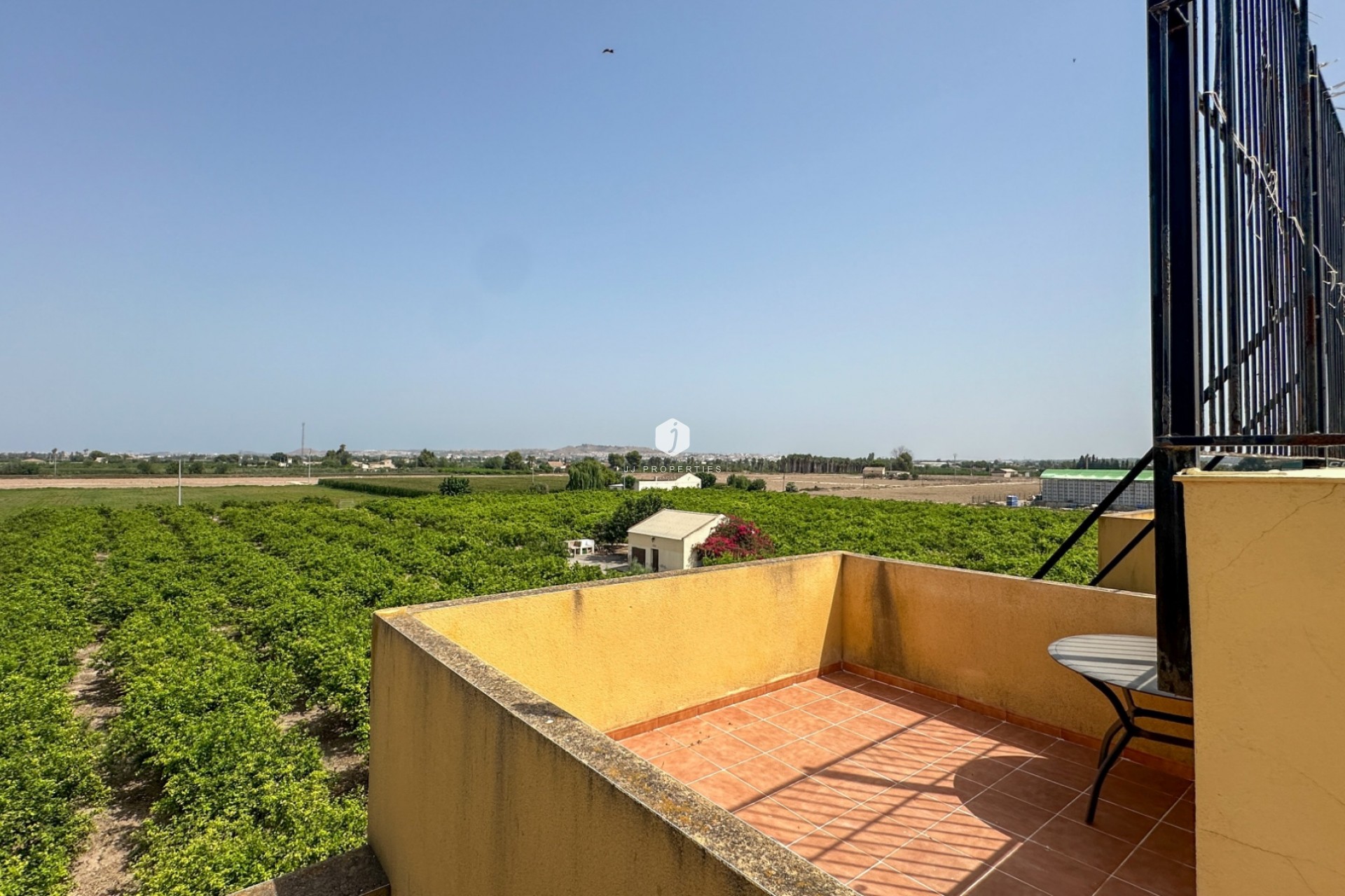 Aus zweiter Hand - Bungalow -
Daya Nueva - Costa Blanca