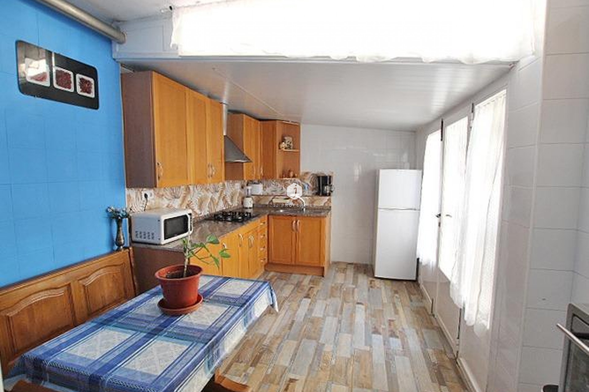 Aus zweiter Hand - Bungalow -
Guardamar del Segura - 03140