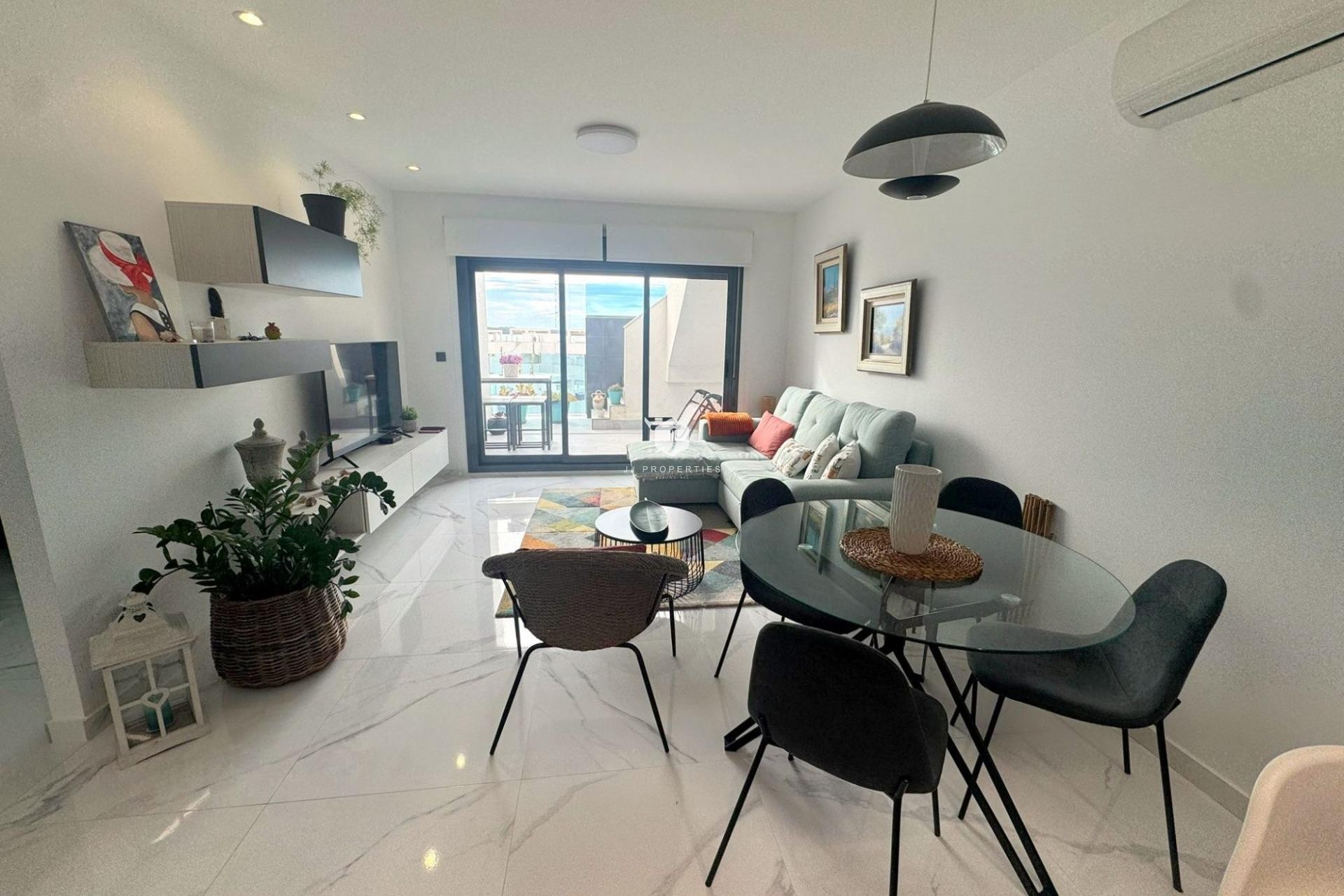 Aus zweiter Hand - Bungalow -
Guardamar del Segura - Costa Blanca