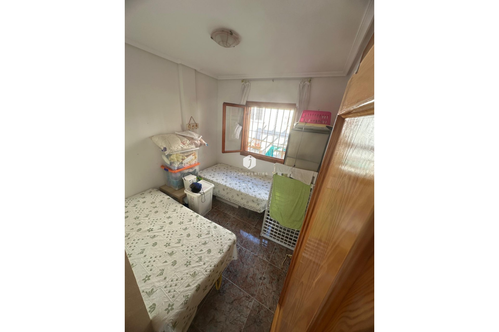 Aus zweiter Hand - Bungalow -
Guardamar del Segura - El Moncayo