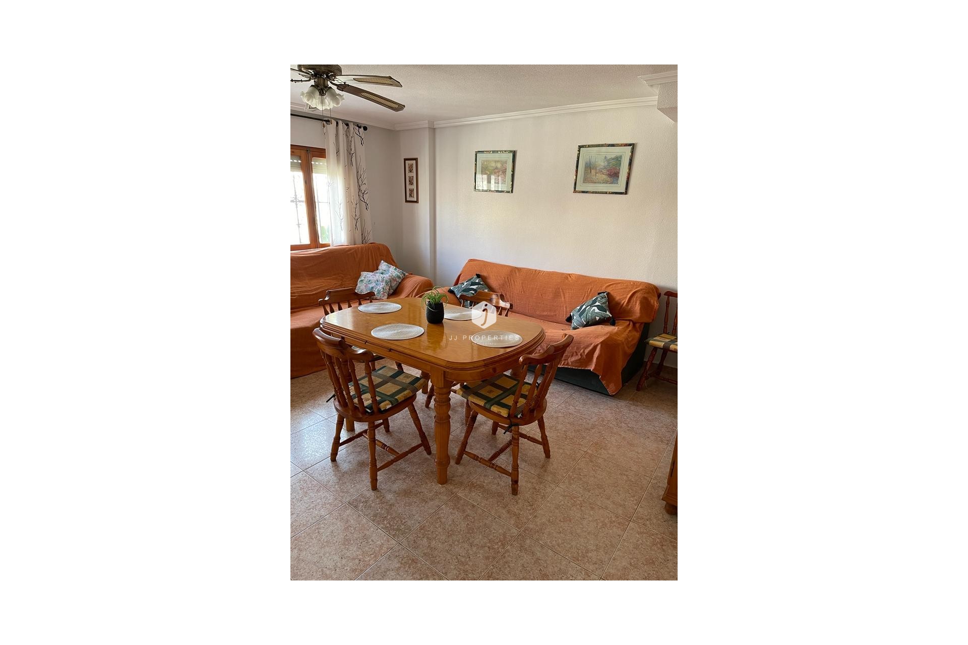 Aus zweiter Hand - Bungalow -
La Mata - Costa Blanca