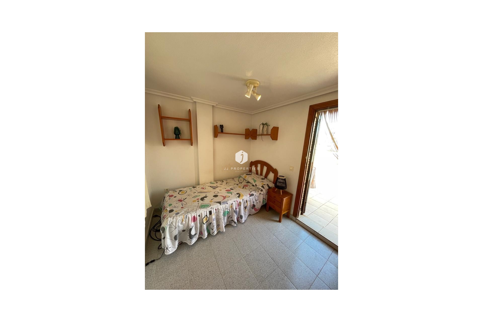 Aus zweiter Hand - Bungalow -
La Mata - Costa Blanca