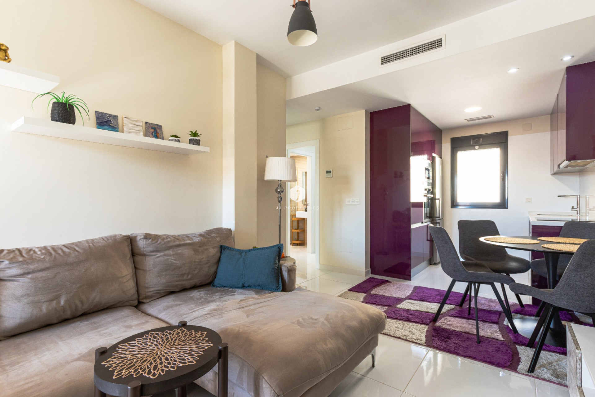 Aus zweiter Hand - Bungalow -
Los Altos - Costa Blanca