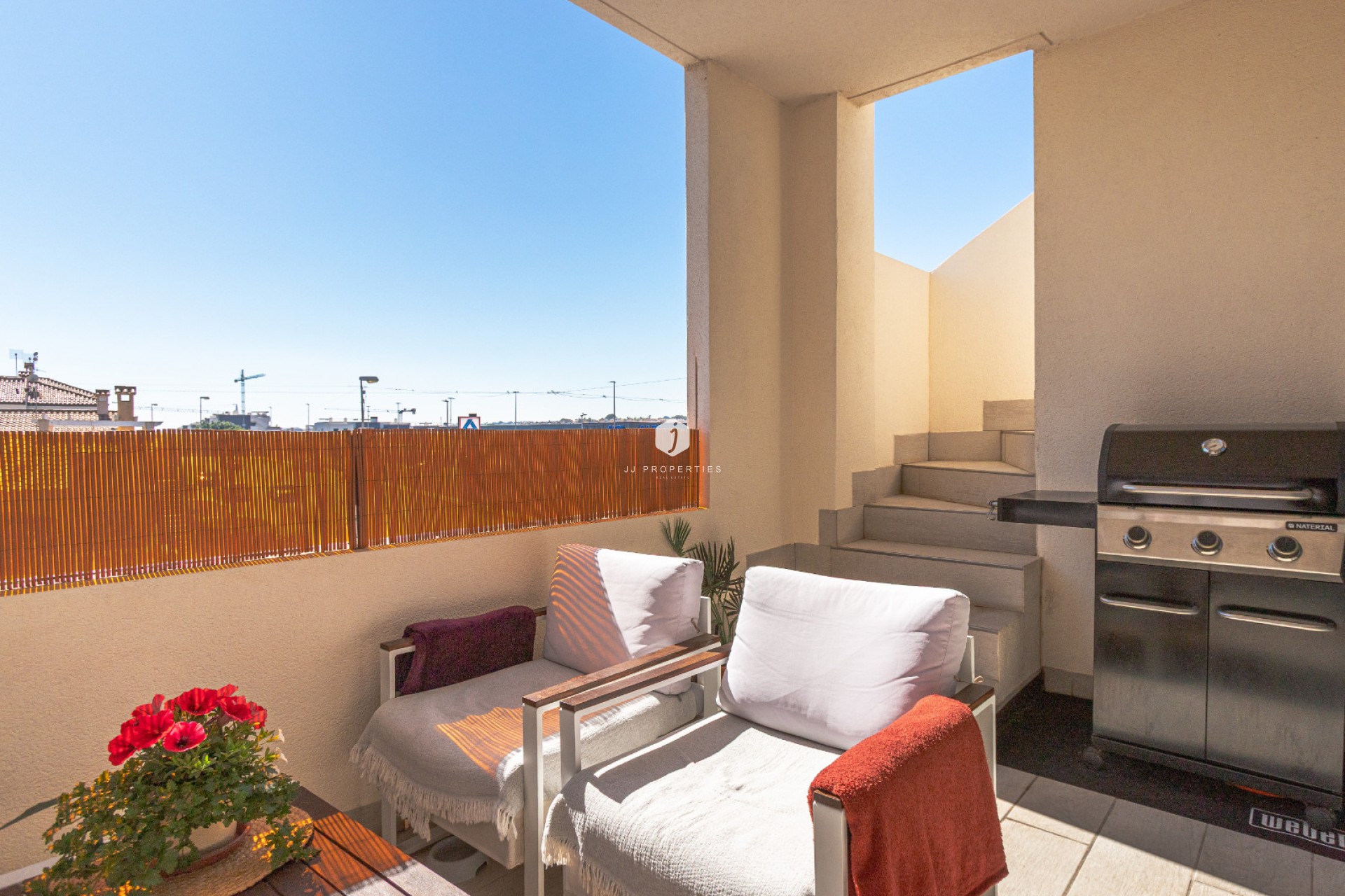 Aus zweiter Hand - Bungalow -
Los Altos - Costa Blanca