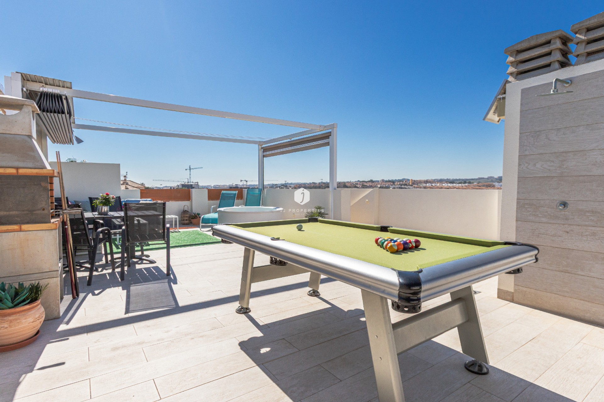 Aus zweiter Hand - Bungalow -
Los Altos - Costa Blanca