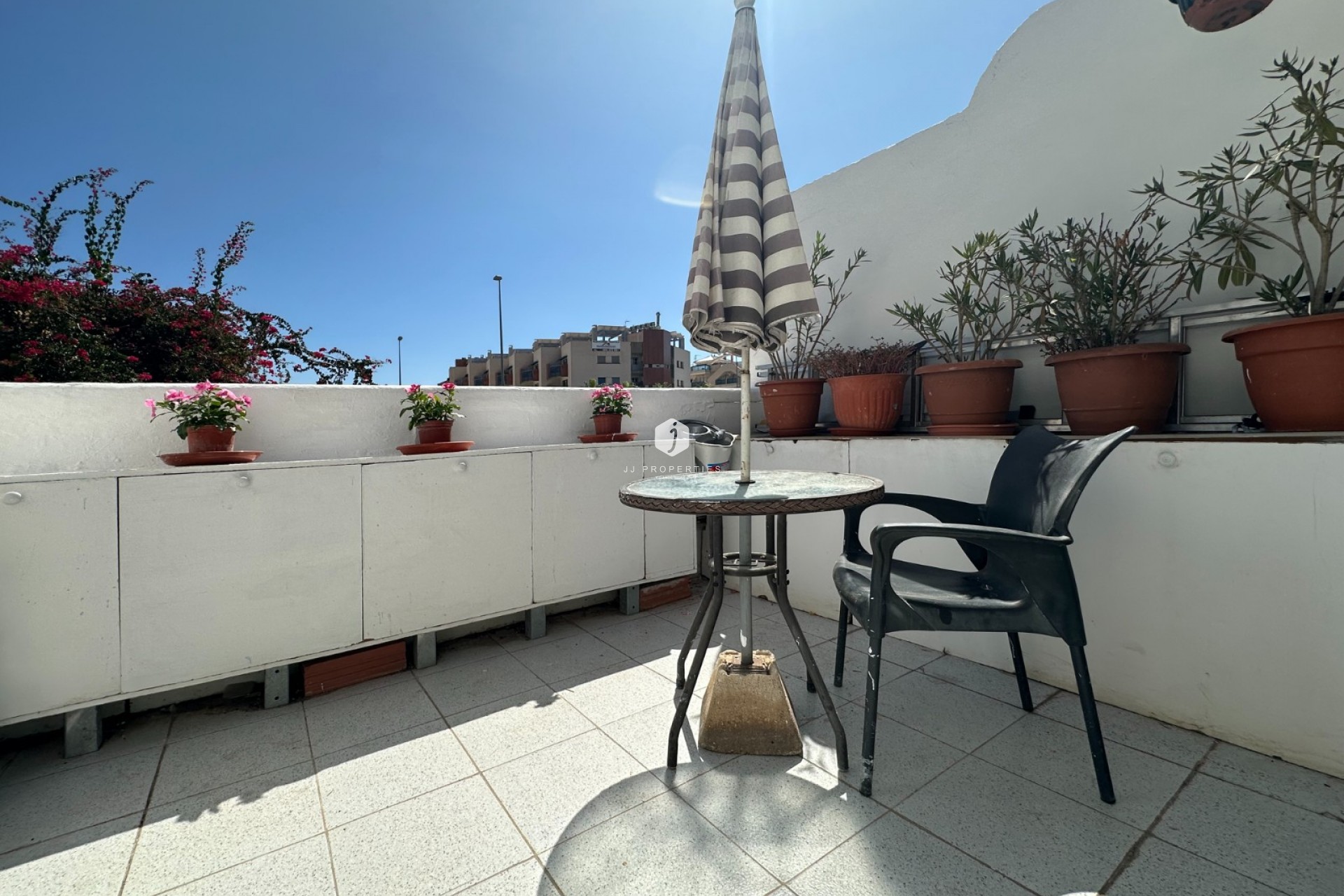 Aus zweiter Hand - Bungalow -
Orihuela Costa - Costa Blanca