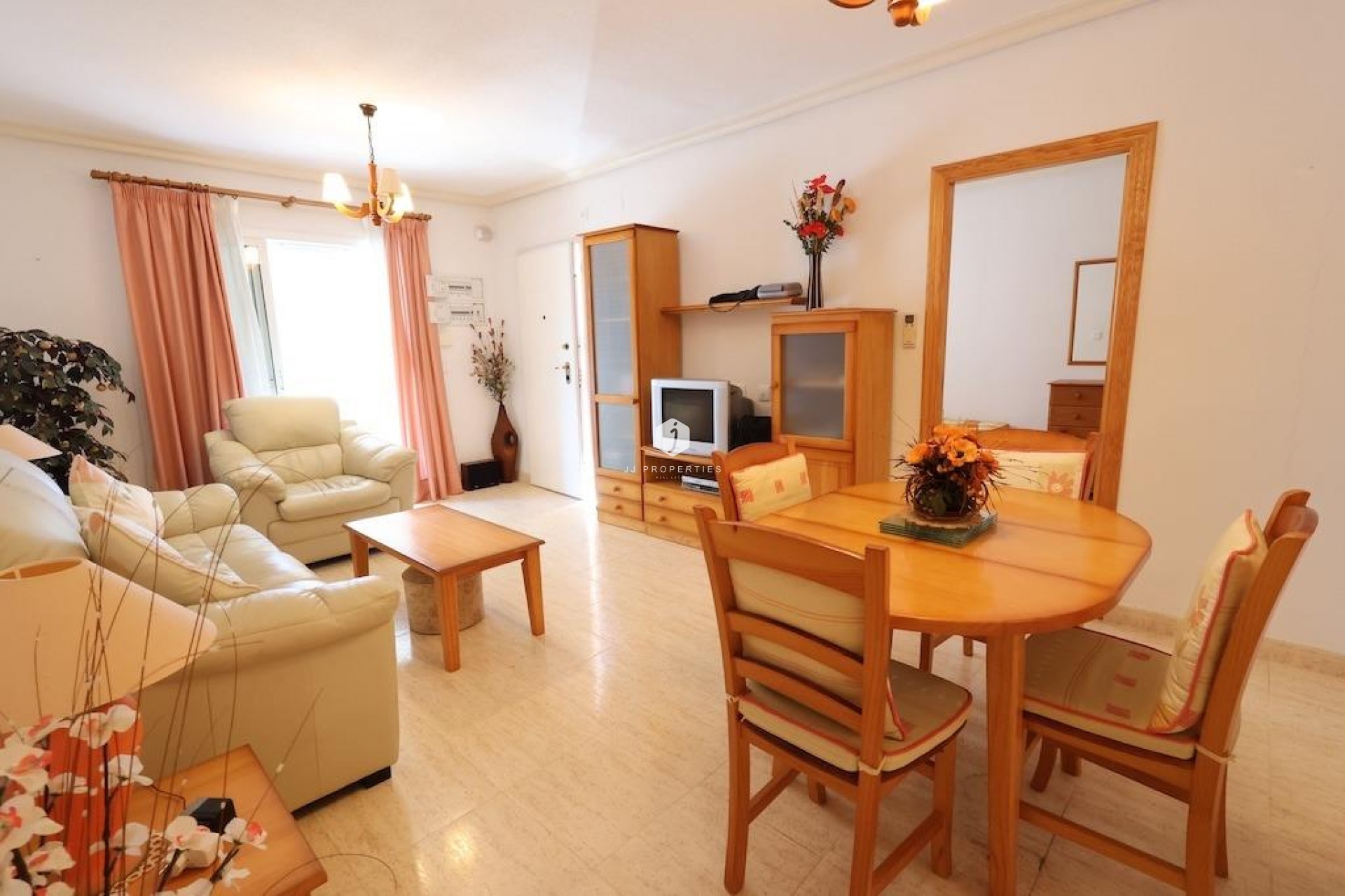 Aus zweiter Hand - Bungalow -
Orihuela Costa - Costa Blanca