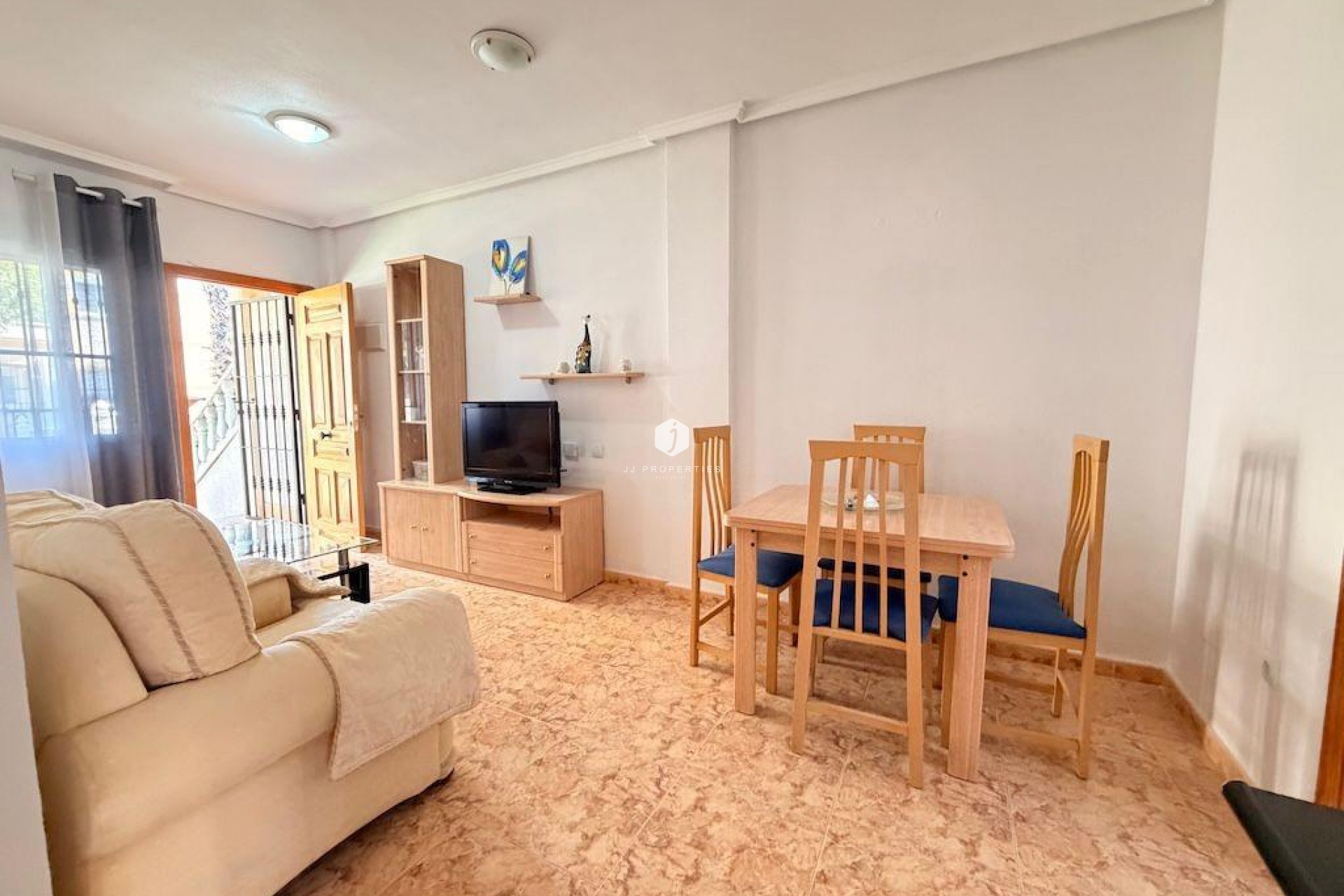 Aus zweiter Hand - Bungalow -
Orihuela Costa - Costa Blanca