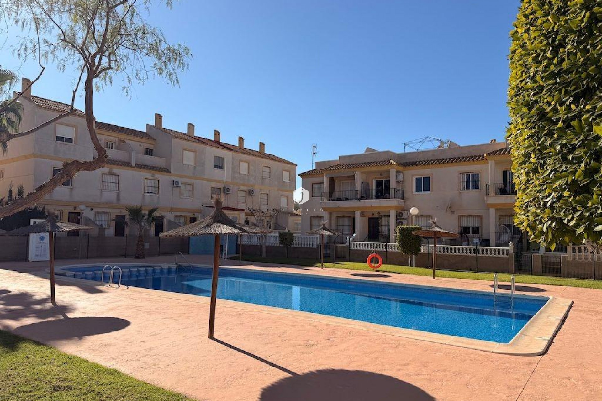 Aus zweiter Hand - Bungalow -
Orihuela Costa - Costa Blanca