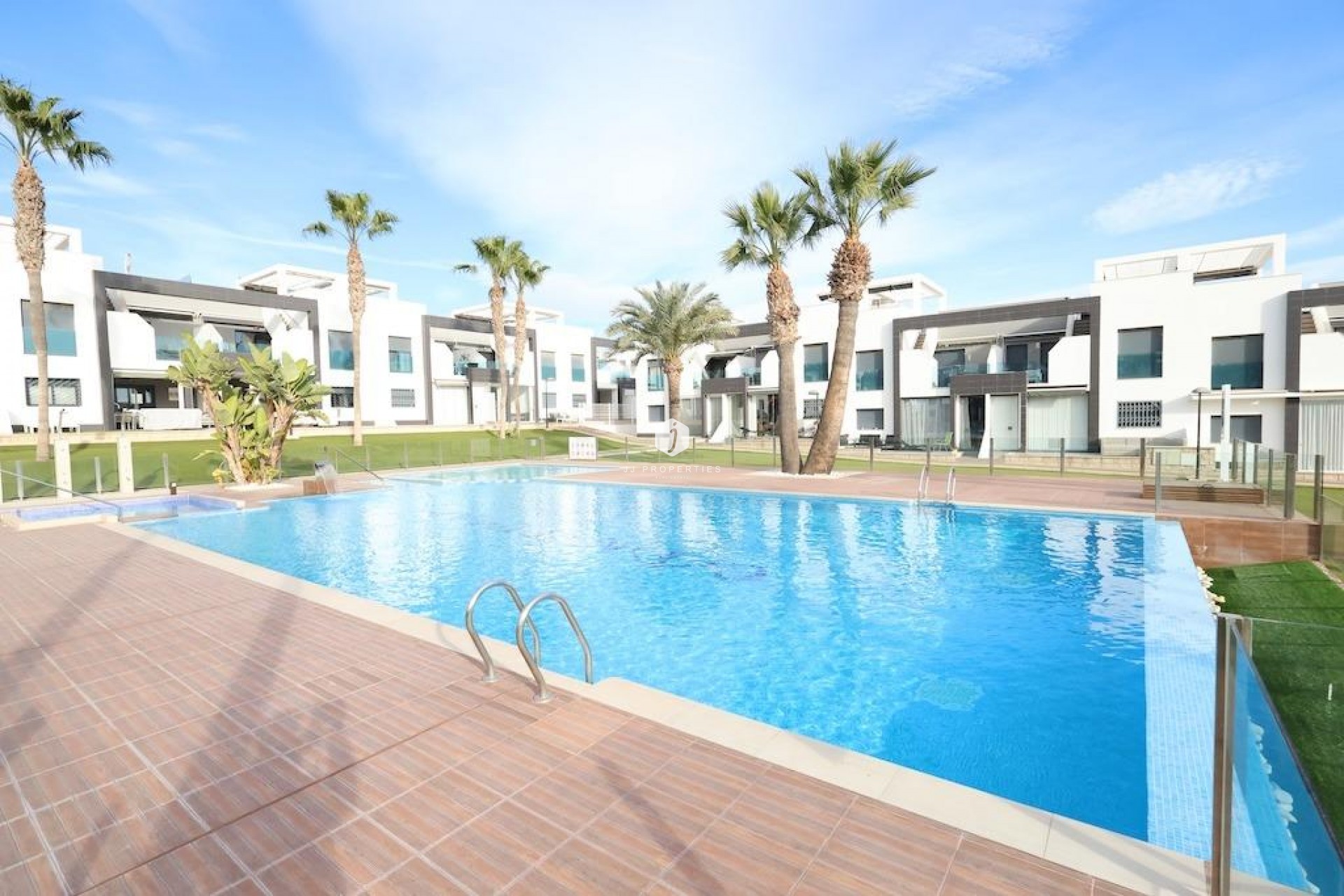 Aus zweiter Hand - Bungalow -
Orihuela Costa - Costa Blanca