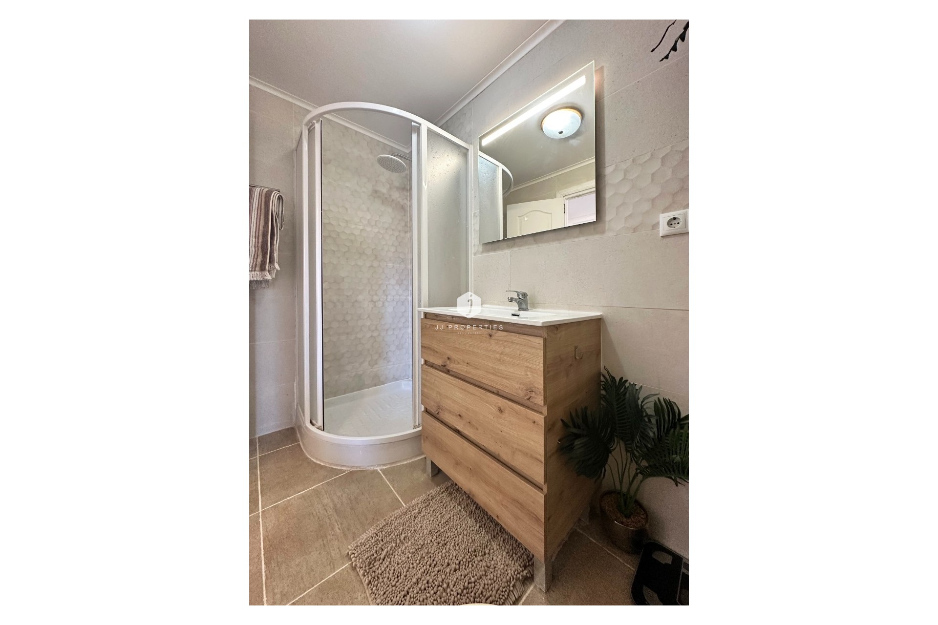 Aus zweiter Hand - Bungalow -
Orihuela Costa - Costa Blanca